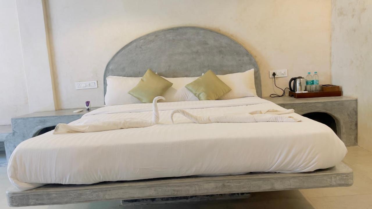 Tattvam On The Beach - Retreat And Spa 아람볼 외부 사진